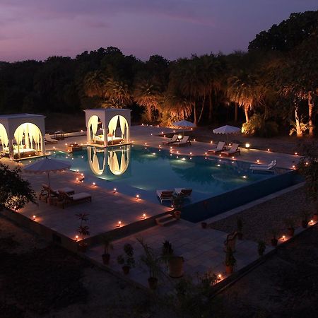 Готель Shahpura Bagh Екстер'єр фото