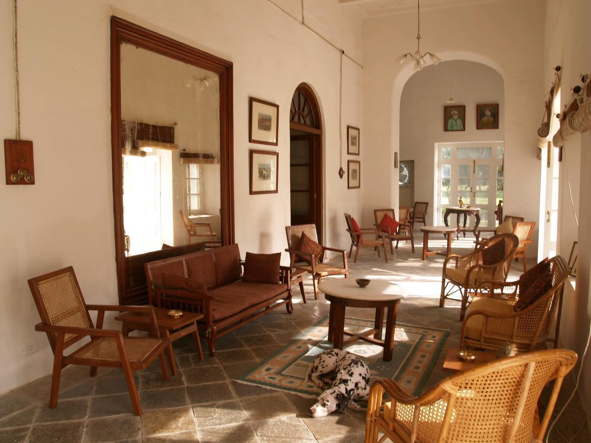 Готель Shahpura Bagh Екстер'єр фото